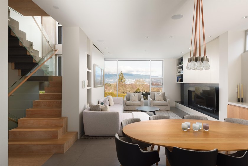 This Georgie Award-nominated modern home offers abundant natural - Beach Home for sale in Vancouver, BC on Beachhouse.com