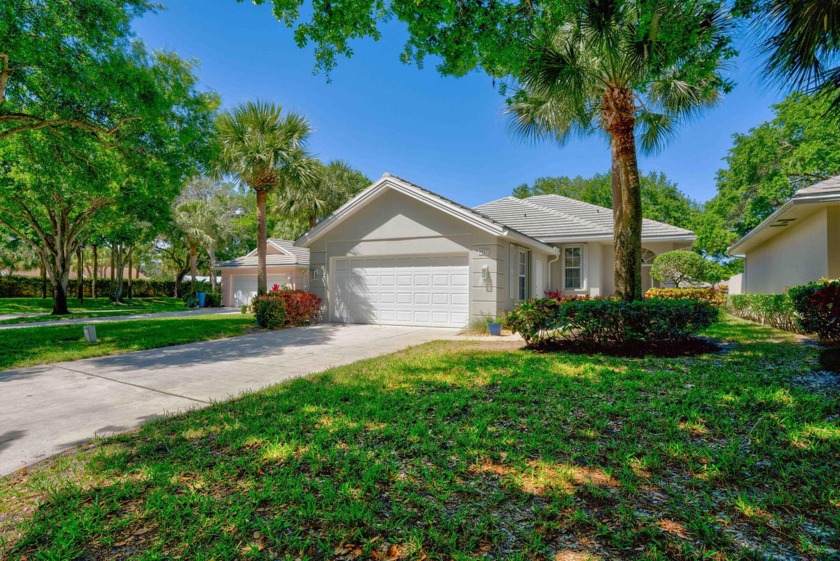 PRICE IMPROVEMENT AND MOTIVATED!!Welcome to Lake Catherine. Lots - Beach Home for sale in Palm Beach Gardens, Florida on Beachhouse.com