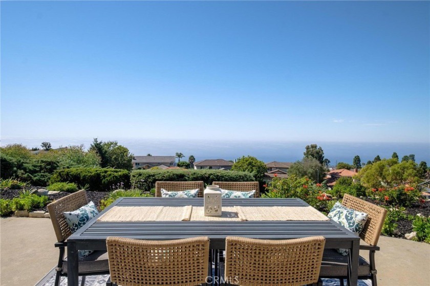 Welcome Home, where breathtaking ocean views and stunning - Beach Home for sale in Rancho Palos Verdes, California on Beachhouse.com