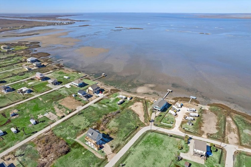 Stunning  bayside lot on Bolivar Peninsula. Prime location on - Beach Lot for sale in Gilchrist, Texas on Beachhouse.com
