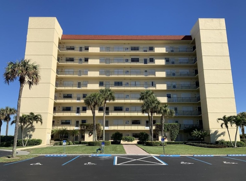 SOUTH EAST CORNER , TOTALLY REMODELED , A RARE FIND , MILESTONE - Beach Condo for sale in Jensen Beach, Florida on Beachhouse.com