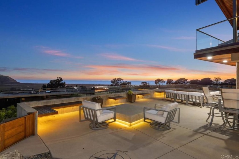 Indulge in the epitome of luxury coastal living at this - Beach Home for sale in Del Mar, California on Beachhouse.com