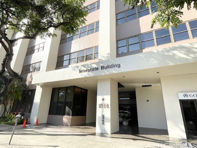 Interstate Building office space offering 498 sq. ft. of - Beach Commercial for sale in Honolulu, Hawaii on Beachhouse.com
