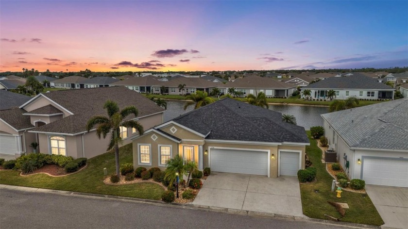 AMAZING like NEW and RARELY available 2 1/2 Car Banyon model - Beach Home for sale in Punta Gorda, Florida on Beachhouse.com