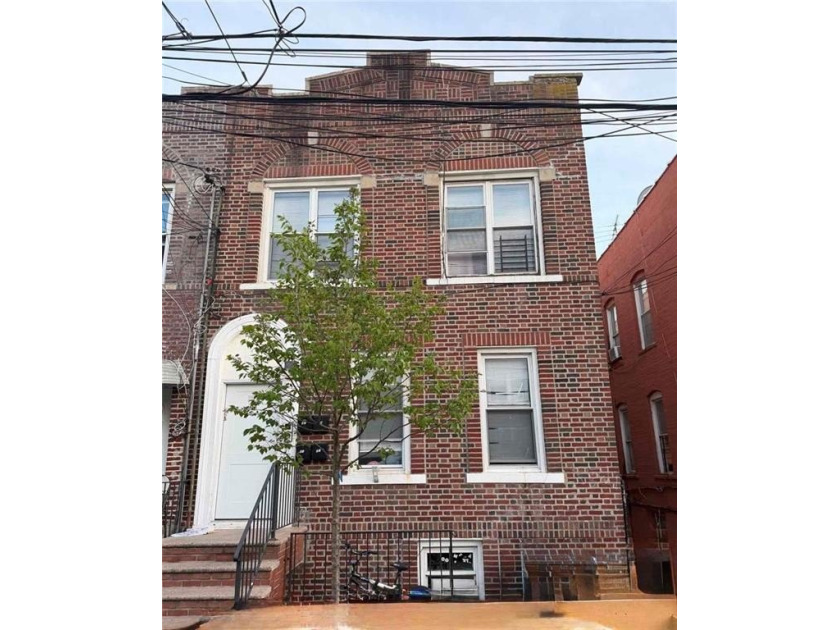 Introducing an investors or end-users dream! All units with free - Beach Home for sale in Brooklyn, New York on Beachhouse.com