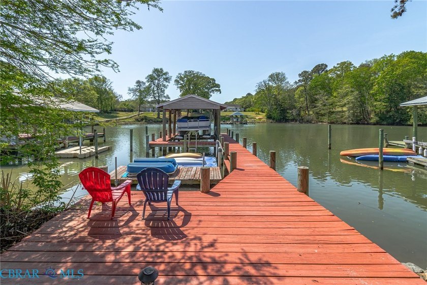 Less House, More Home - Proof that the Best Things Come in Small - Beach Home for sale in Deltaville, Virginia on Beachhouse.com