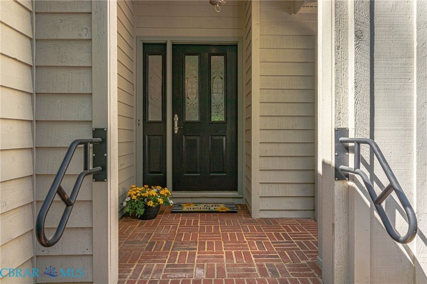 Beautifully situated river home on private, waterfront point lot - Beach Home for sale in Hartfield, Virginia on Beachhouse.com