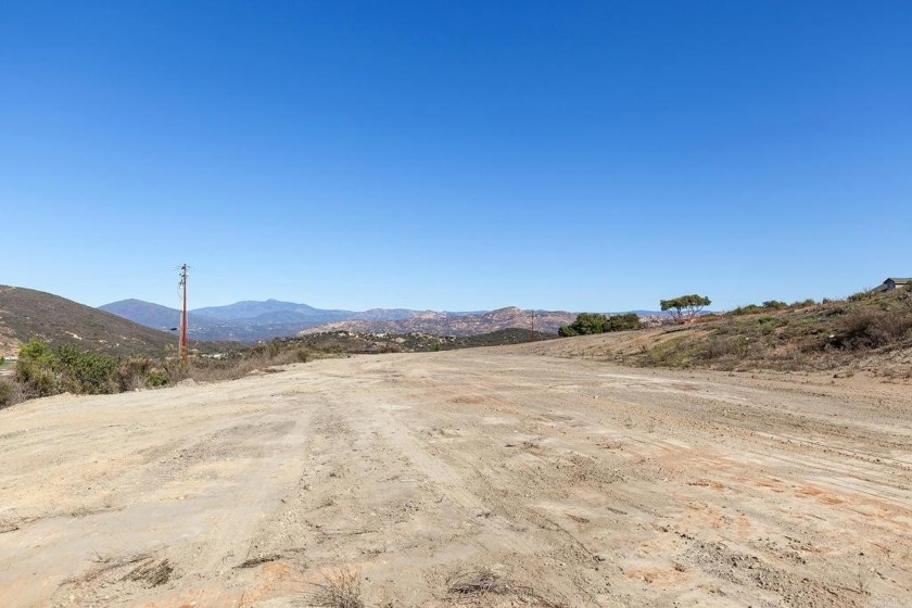 BEAUTIFUL 8.6 ACRE PARCEL WITH INCREDIBLE PANORAMIC OCEAN, PT - Beach Acreage for sale in Jamul, California on Beachhouse.com