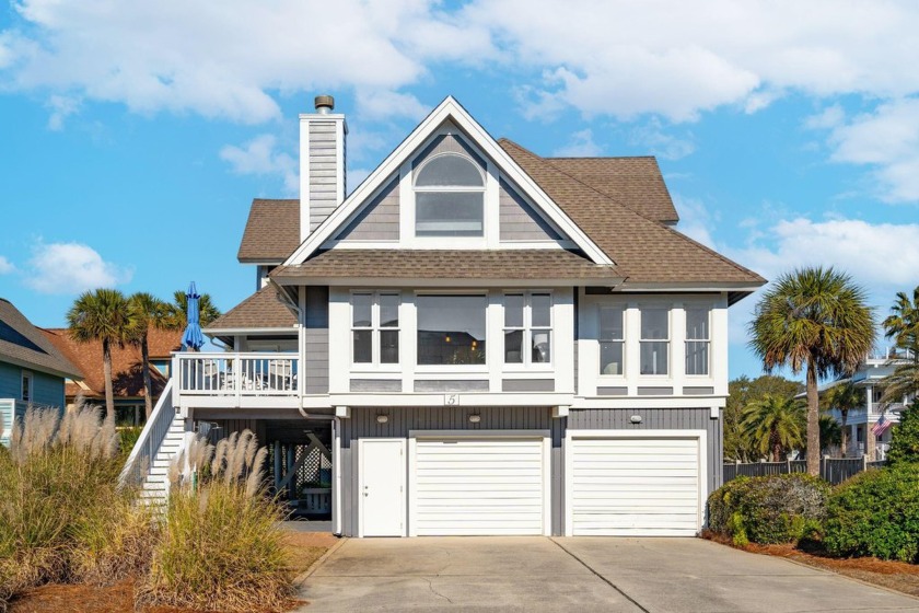 OCEAN VIEWS!! STEPS FROM THE BEACH! 5 Surf Lane is a second-row - Beach Home for sale in Isle of Palms, South Carolina on Beachhouse.com