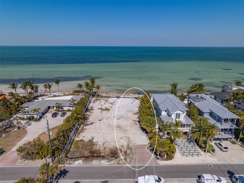 BAYFRONT LOT!   Private bay beach with 50 feet of frontage to - Beach Lot for sale in Anna Maria, Florida on Beachhouse.com