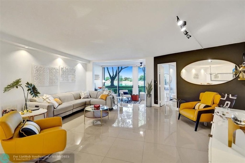 Welcome to your RARE 1ST FLOOR KING UNIT beautifully remodeled 1 - Beach Condo for sale in Pompano Beach, Florida on Beachhouse.com