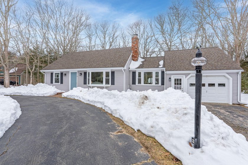 Welcome to Dexter's Mill Estates! This inviting home offers a - Beach Home for sale in Teaticket, Massachusetts on Beachhouse.com