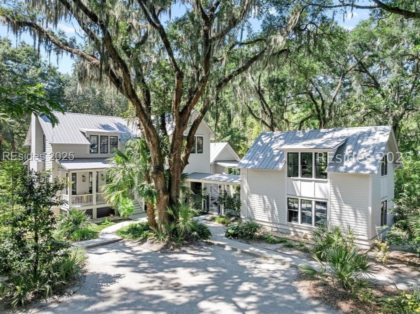 Where contemporary elegance meets timeless Lowcountry beauty - Beach Home for sale in Okatie, South Carolina on Beachhouse.com