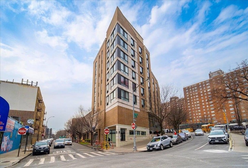 Unique opportunity to own your very own apartment in the Bronx! - Beach Home for sale in Bronx, New York on Beachhouse.com