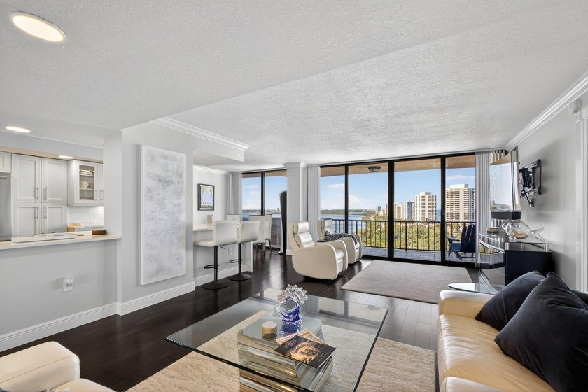 4200 N Ocean Dr unit: 2-1706 - Beach Condo for sale in Riviera Beach, Florida on Beachhouse.com