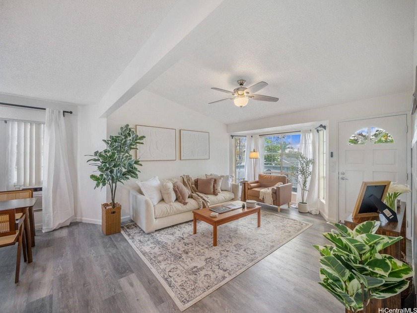 Upgraded townhome in a gated, VA-approved community near Pearl - Beach Condo for sale in Honolulu, Hawaii on Beachhouse.com