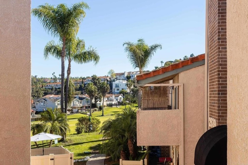 This La Costa condominium features dual-paned windows, an - Beach Condo for sale in Carlsbad, California on Beachhouse.com