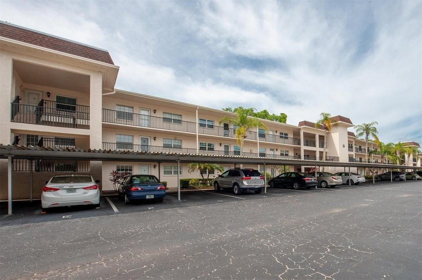 Charming Ground-Floor Condo in the Heart of Dunedin's Desirable - Beach Condo for sale in Dunedin, Florida on Beachhouse.com