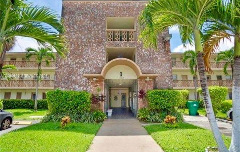 1BR/1BA in the gated 55+ community of Mar-Len Gardens, offered - Beach Other for sale in Miami, Florida on Beachhouse.com