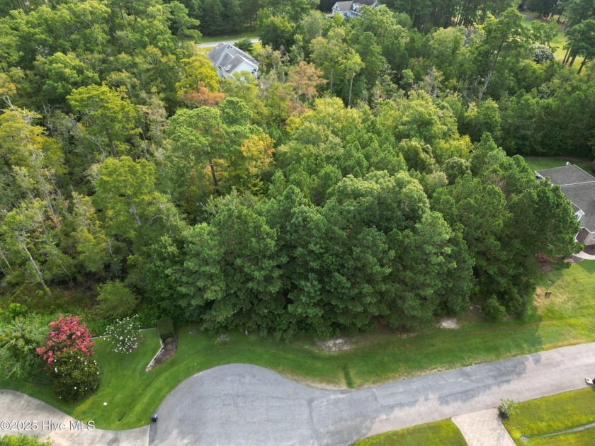 Lot is in a great location, close proximity to clubhouse, marina - Beach Lot for sale in Hertford, North Carolina on Beachhouse.com