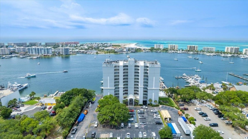 The Destin Yacht Club is a gated Coastal luxury condominium - Beach Condo for sale in Destin, Florida on Beachhouse.com