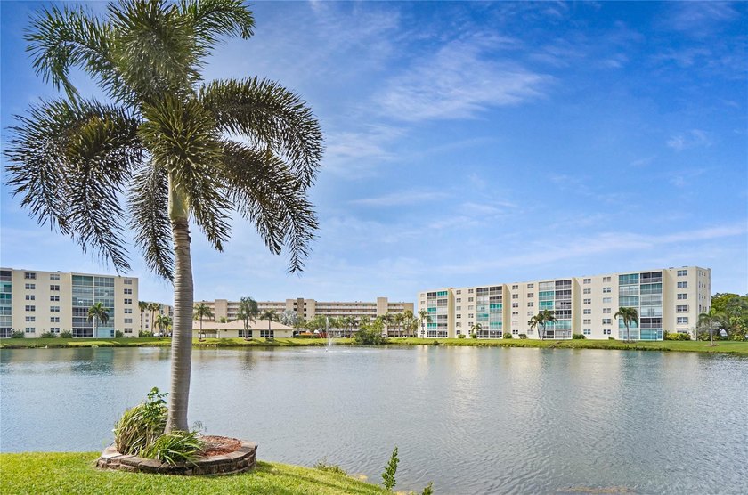 Totally renovated waterfront condo with stunning lake views in a - Beach Condo for sale in Dania, Florida on Beachhouse.com