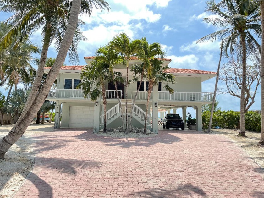 Completely renovated gated home in the heart of Islamorada - Beach Home for sale in Lower Matecumbe Key, Florida on Beachhouse.com