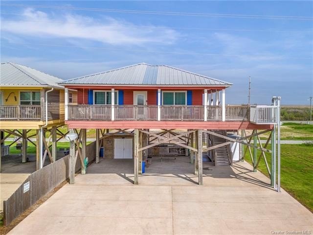 Welcome to your dream beach getaway in Holly Beach, Louisiana - Beach Home for sale in Cameron, Louisiana on Beachhouse.com