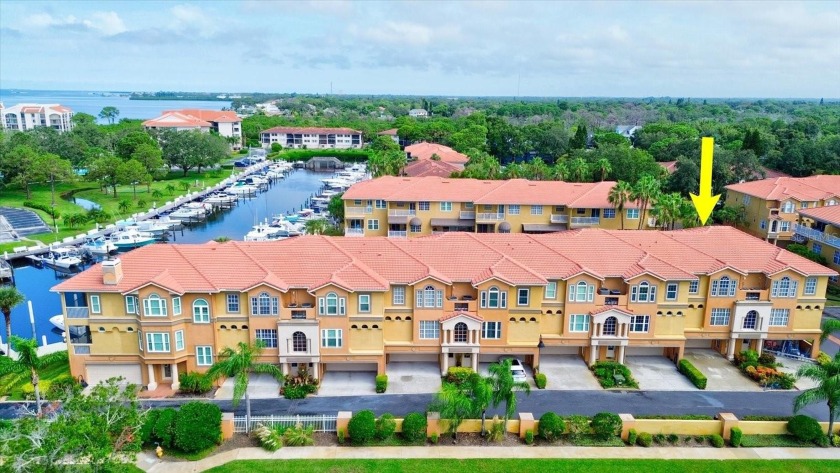 CALLING ALL BOATERS - THIS IS A MUST SEE - Come and take a look - Beach Condo for sale in Tarpon Springs, Florida on Beachhouse.com