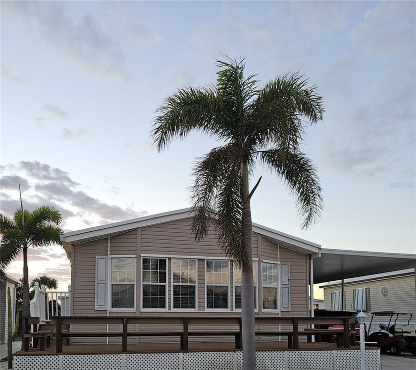 Welcome to your cheerful dream home in the vibrant 55+ - Beach Home for sale in Punta Gorda, Florida on Beachhouse.com