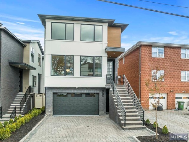 Beautiful Brand New Construction Duplex Home Located on - Beach Home for sale in Fort Lee, New Jersey on Beachhouse.com