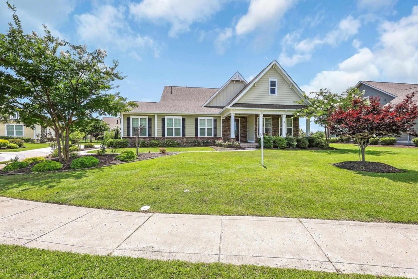 Welcome to this meticulously maintained 4-bedroom, 3-bathroom - Beach Home for sale in North Myrtle Beach, South Carolina on Beachhouse.com