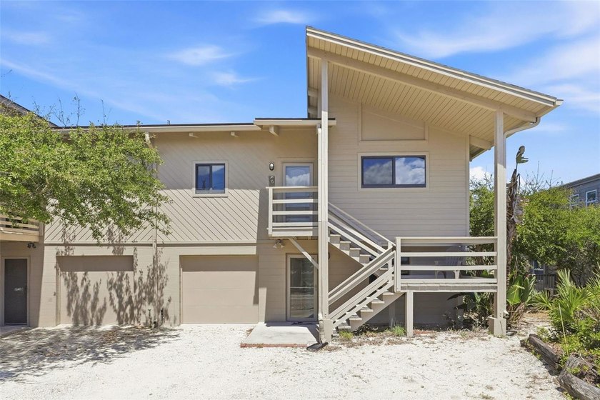 Welcome to your slice of coastal paradise in New Smyrna Beach! - Beach Townhome/Townhouse for sale in New Smyrna Beach, Florida on Beachhouse.com