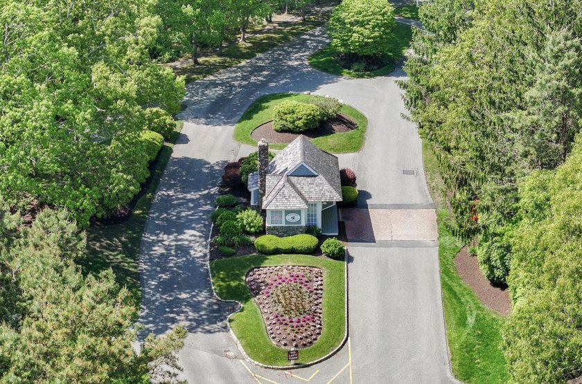 Welcome to Easy Living in the active living, golfing community - Beach Condo for sale in Yarmouth Port, Massachusetts on Beachhouse.com