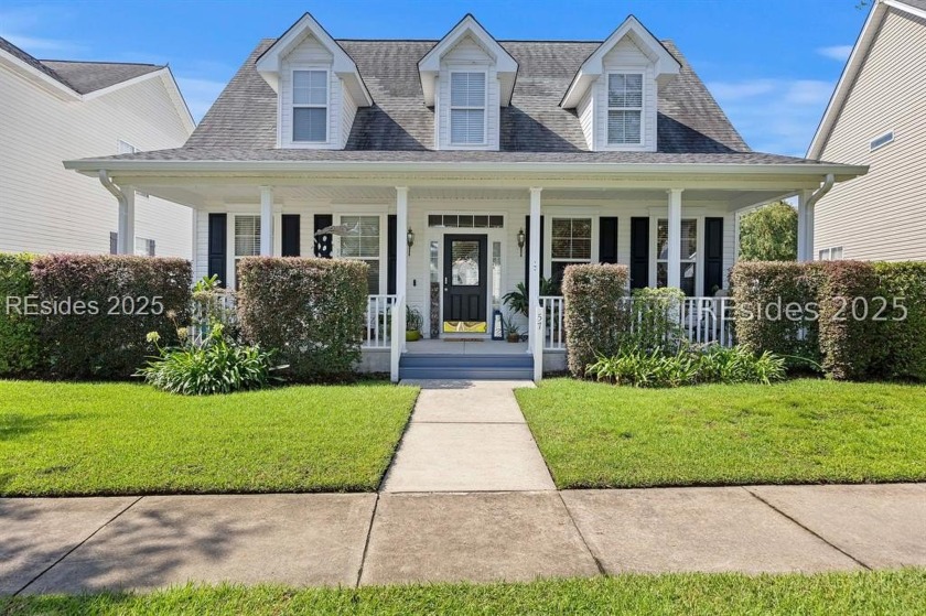 Welcome to 57 5th Avenue in Bluffton Park! This charming - Beach Home for sale in Bluffton, South Carolina on Beachhouse.com