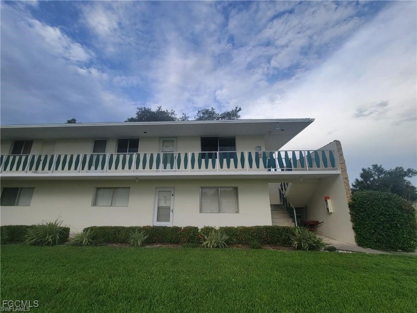 For Sale or rent. Beautiful Bright 2-bedroom 2 bath condo in - Beach Condo for sale in Lehigh Acres, Florida on Beachhouse.com