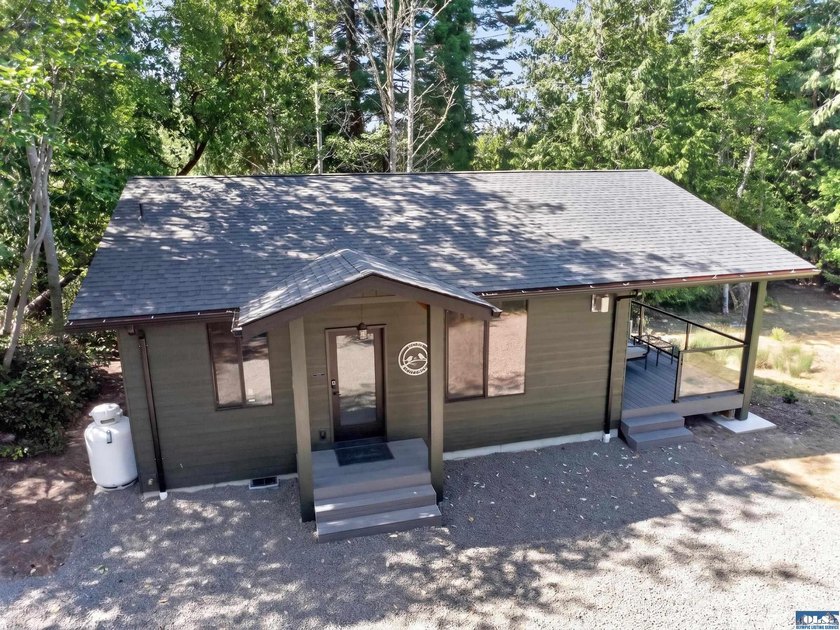 Welcome to Wren Cottage, a stunning modern retreat in Diamond - Beach Home for sale in Sequim, Washington on Beachhouse.com