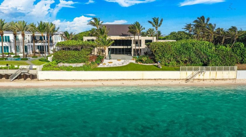 With renovations now complete, this high-elevation, coquina-clad - Beach Home for sale in Manalapan, Florida on Beachhouse.com