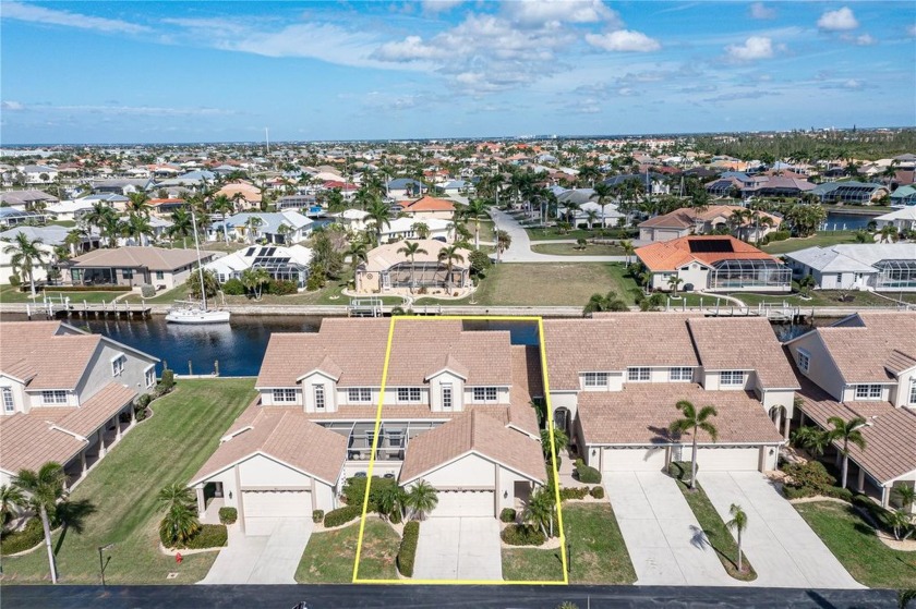 HARBOR LANDING TOWNHOME IN PGI - Spacious, two-story, 3 bed/2.5 - Beach Townhome/Townhouse for sale in Punta Gorda, Florida on Beachhouse.com