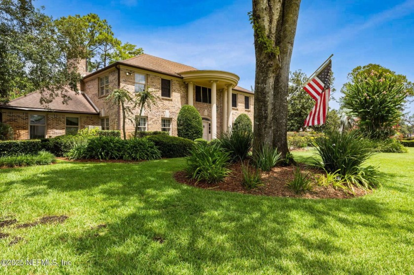 One of Deerwood's most private and exceptional locations! This - Beach Home for sale in Jacksonville, Florida on Beachhouse.com