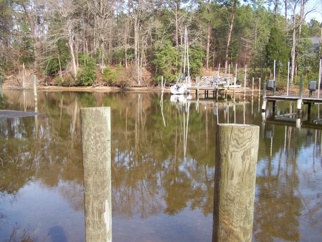 Wonderful, level building site in nice community - 4 bedroom - Beach Lot for sale in Reedville, Virginia on Beachhouse.com