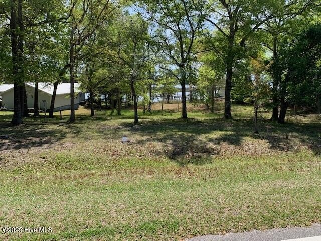 Build your dream house on this beautiful Shallotte River Lot - Beach Lot for sale in Shallotte, North Carolina on Beachhouse.com