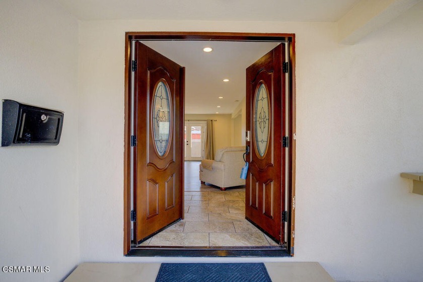 WELCOME HOME! Located in North Oxnard and minutes from the - Beach Home for sale in Oxnard, California on Beachhouse.com