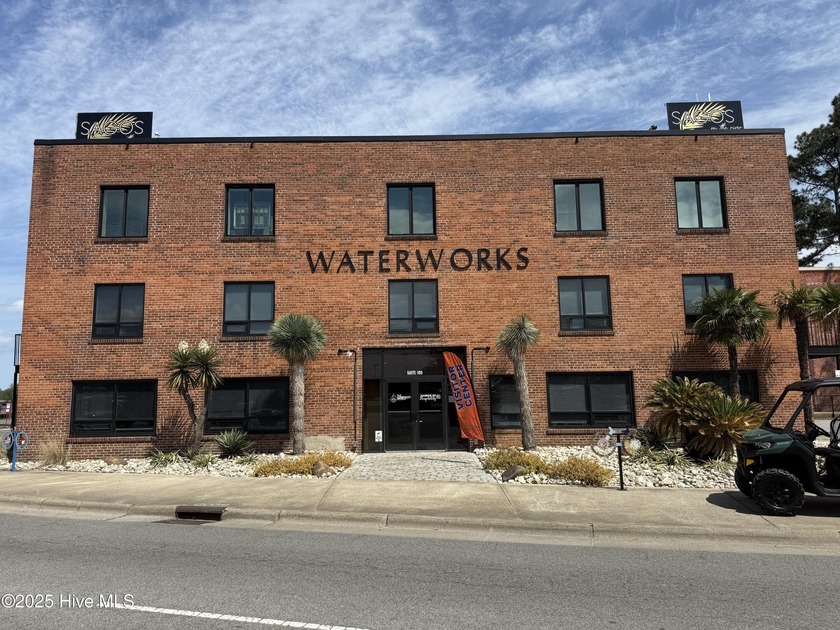 This is a one of a kind property located on the Pasquotank River - Beach Lot for sale in Elizabeth City, North Carolina on Beachhouse.com