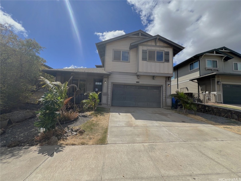 Perched high in a desirable neighborhood, this single-family - Beach Home for sale in Kapolei, Hawaii on Beachhouse.com
