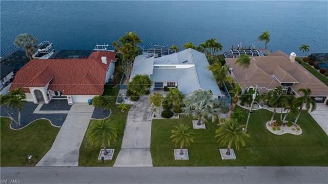 Welcome to waterfront luxury living! A true boater's dream - Beach Home for sale in Cape Coral, Florida on Beachhouse.com