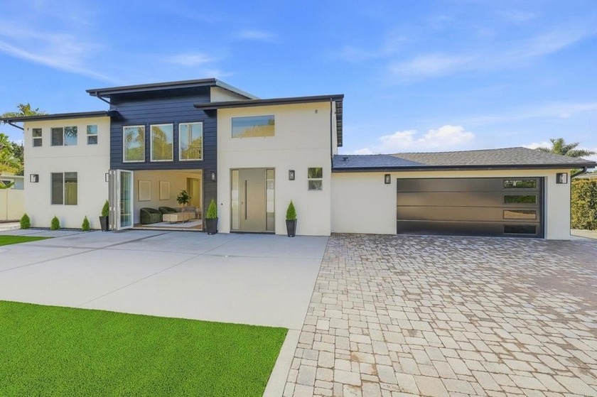 This newly completed 4-bedroom coastal contemporary home offers - Beach Home for sale in Carlsbad, California on Beachhouse.com