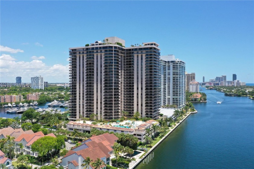 Welcome to this luminous apartment nestled in a coveted locale - Beach Condo for sale in Aventura, Florida on Beachhouse.com