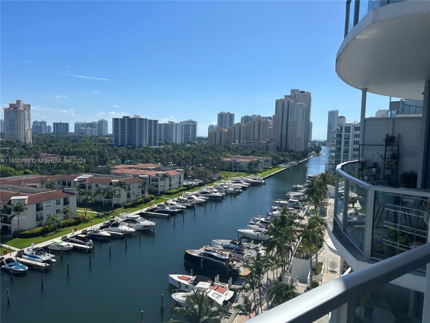 Owner financing is available. Experience luxury living in the - Beach Condo for sale in Aventura, Florida on Beachhouse.com