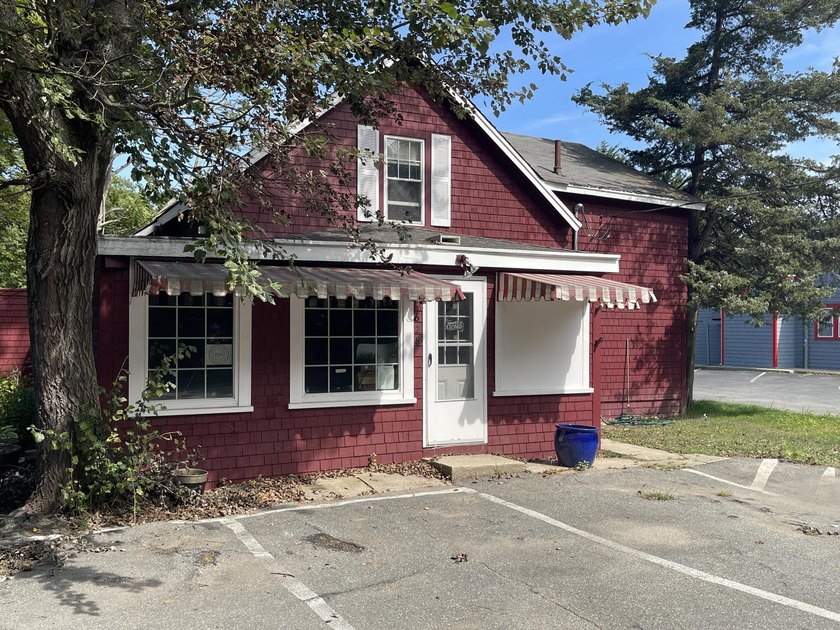 Discover Your Next Enterprise at what people have known for - Beach Commercial for sale in Centerville, Massachusetts on Beachhouse.com
